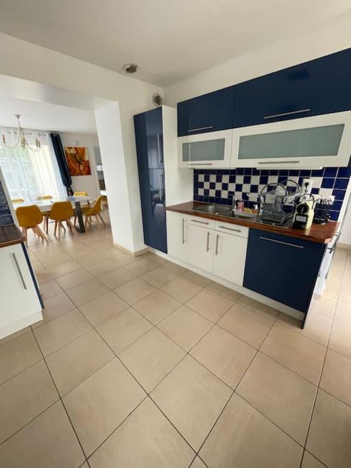 Maison De Vacances Familiale Ouistreham Exterior foto
